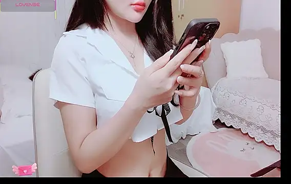 Junnatalie   online show from May 2026 06:13:02 AM
