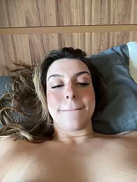 Snapshot of BarbieHotBrazil chatting on April 2026 01:01:02 PM BarbieHotBrazil online show from April 2026 01:01:02 PM