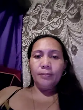 Snapshot of prettymomma24xx chatting on May 2026 08:21:01 AM prettymomma24xx online show from May 2026 08:21:01 AM