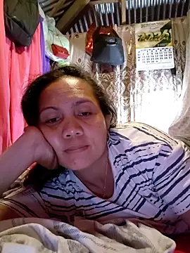 Snapshot of prettymomma24xx chatting on June 2026 08:31:01 AM prettymomma24xx online show from June 2026 08:31:01 AM