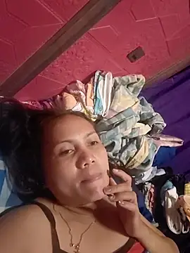 Snapshot of prettymomma24xx chatting on June 2026 12:49:01 PM prettymomma24xx online show from June 2026 12:49:01 PM