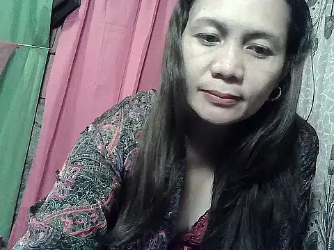 prettymomma24xx online show from April 2026 06:10:01 PM