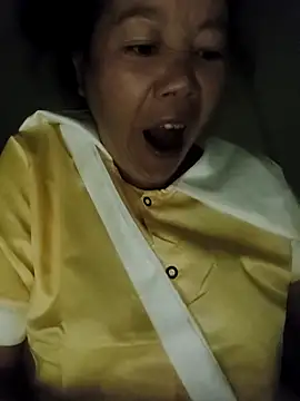 donaaa2 online show from April 2026 08:59:02 PM