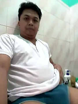 uyyumm online show from January 2026 01:45:02 AM