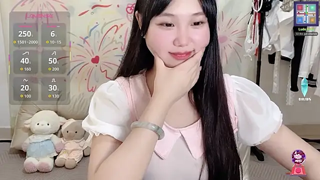 Snapshot of xiaoguai99 chatting on June 2026 08:42:01 AM xiaoguai99 online show from June 2026 08:42:01 AM