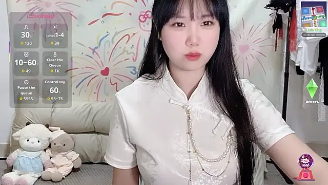 xiaoguai99 online show from June 2026 12:49:02 PM