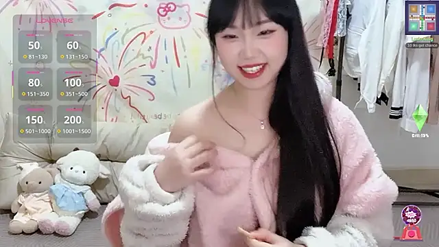 xiaoguai99 online show from April 2026 01:07:02 PM