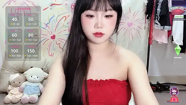 xiaoguai99 online show from April 2026 01:02:01 PM