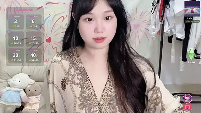 Snapshot of xiaoguai99 chatting on June 2026 12:54:02 PM xiaoguai99 online show from June 2026 12:54:02 PM