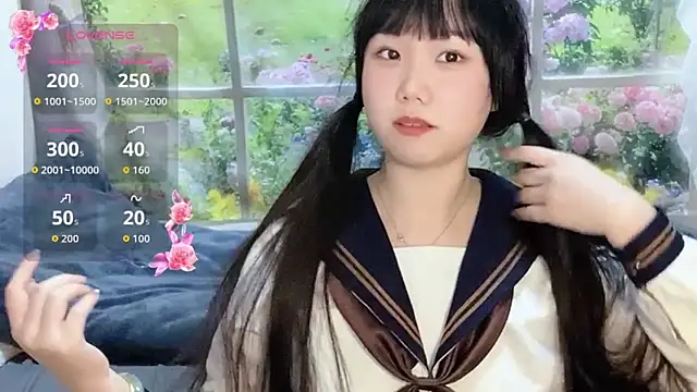 xiaoguai99 online show from March 2026 12:58:01 PM