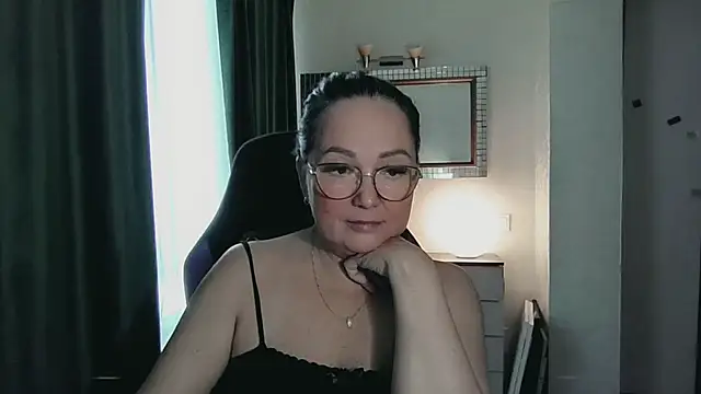 Snapshot of infinity_loveliness chatting on July 2026 08:12:01 AM infinity loveliness online show from July 2026 08:12:01 AM