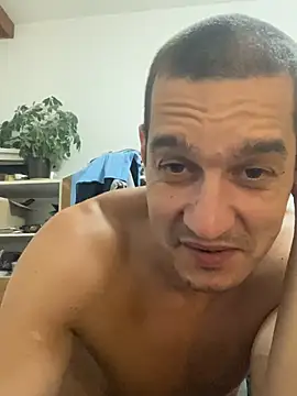 slabyhrac online show from June 2026 01:44:02 AM