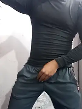 Snapshot of ravi18122 chatting on January 2026 04:47:02 PM ravi18122 online show from January 2026 04:47:02 PM