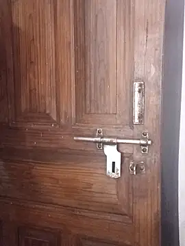 ravi18122 online show from April 2026 06:54:02 PM