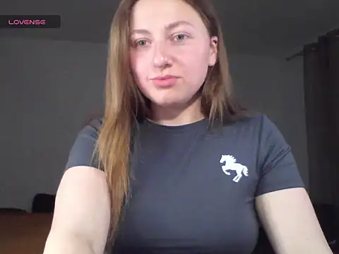 KittyAda1212 online show from April 2026 07:07:02 PM