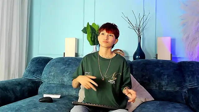 Jessi Suho online show from January 2026 07:54:01 PM