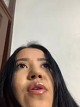 DulcePiink online show from February 2026 07:58:01 PM