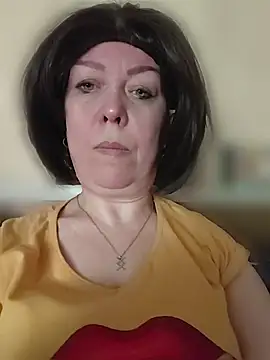 Snapshot of SweetTastes chatting on July 2026 11:42:01 AM SweetTastes online show from July 2026 11:42:01 AM