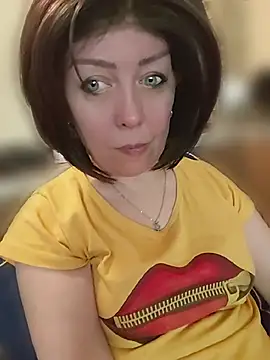 Snapshot of SweetTastes chatting on July 2026 10:33:02 AM SweetTastes online show from July 2026 10:33:02 AM