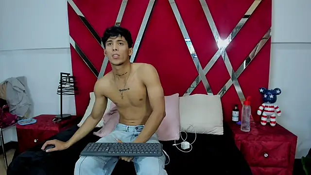 aishaxht online show from May 2026 09:29:02 PM
