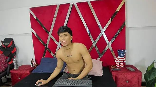 aishaxht online show from March 2026 08:54:01 PM