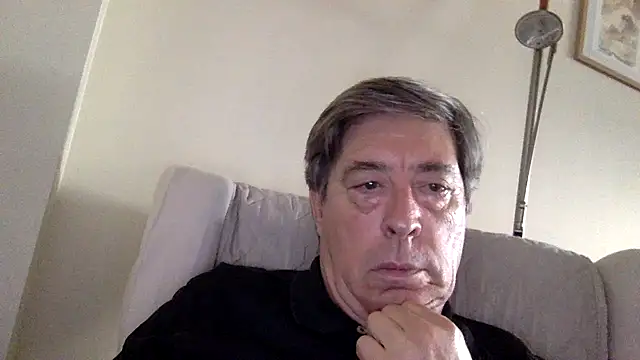 alfredo10011 online show from June 2026 02:27:02 PM