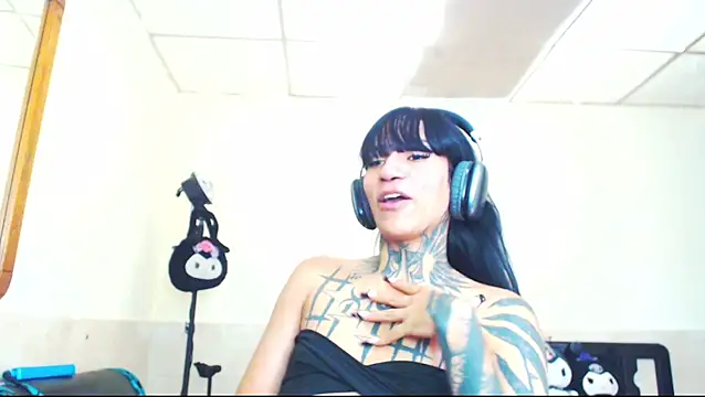 jazmin wolf online show from May 2026 03:04:01 PM
