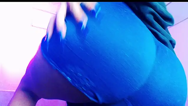 Snapshot of jazmin_wolf chatting on February 2026 12:37:01 PM jazmin wolf online show from February 2026 12:37:01 PM