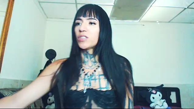 Snapshot of jazmin_wolf chatting on June 2026 04:56:02 PM jazmin wolf online show from June 2026 04:56:02 PM