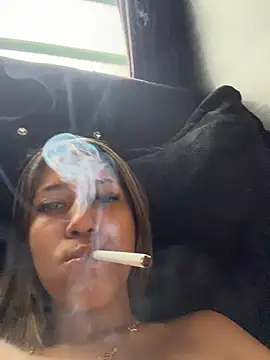 vicky bass  online show from April 2026 07:53:02 PM