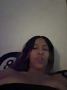 vicky bass  online show from January 2026 10:38:01 PM