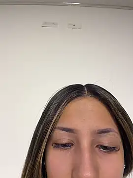 vicky bass  online show from March 2026 10:27:02 PM