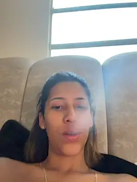 Snapshot of vicky_bass_ chatting on July 2026 11:00:01 PM vicky bass online show from July 2026 11:00:01 PM