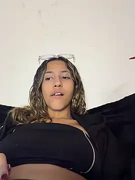 vicky bass  online show from March 2026 02:27:02 AM