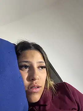 vicky bass  online show from May 2026 01:09:01 AM