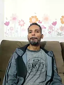 Snapshot of moreno_alpha_br chatting on June 2026 01:43:02 AM moreno alpha br online show from June 2026 01:43:02 AM