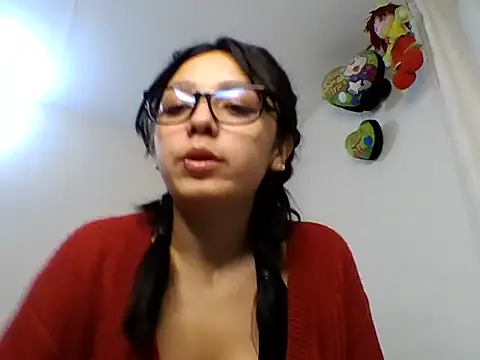 persefxne online show from February 2026 02:33:02 AM