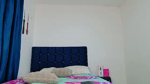 sweet posionx online show from March 2026 10:05:01 PM