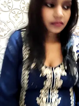 Snapshot of SA-K-SHI chatting on February 2026 05:02:01 PM SA-K-SHI online show from February 2026 05:02:01 PM
