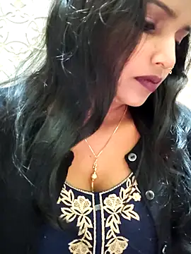 Snapshot of SA-K-SHI chatting on February 2026 05:08:01 PM SA-K-SHI online show from February 2026 05:08:01 PM
