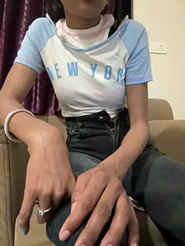 hina 001 online show from February 2026 09:33:02 PM