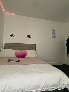 Marisa ass online show from March 2026 08:58:02 AM