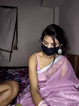 Snapshot of rani_coupleee chatting on April 2026 09:32:02 PM rani coupleee online show from April 2026 09:32:02 PM