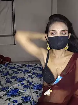 Snapshot of rani_coupleee chatting on May 2026 04:29:02 PM rani coupleee online show from May 2026 04:29:02 PM