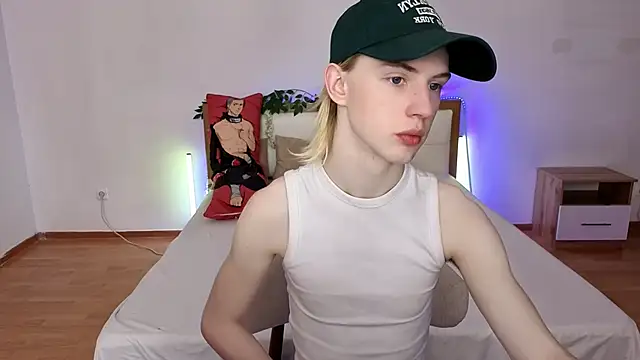 lucidangelok1 online show from May 2026 07:03:02 PM