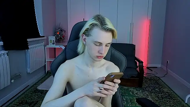 lucidangelok1 online show from March 2026 04:23:01 AM