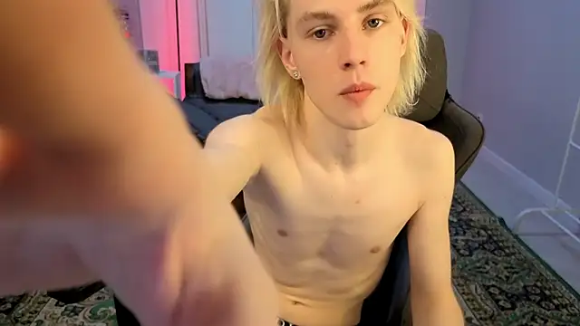 lucidangelok1 online show from February 2026 01:22:02 PM