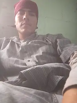 Snapshot of Mike_43 chatting on March 2026 08:37:01 PM Mike 43 online show from March 2026 08:37:01 PM