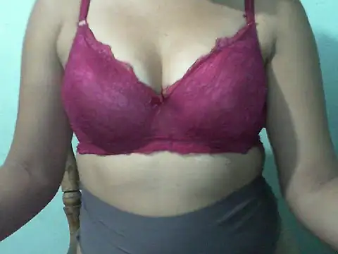 Snapshot of anacarada chatting on February 2026 10:31:01 PM anacarada online show from February 2026 10:31:01 PM