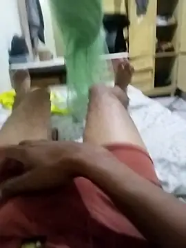 Snapshot of Novinhoxxx chatting on February 2026 05:55:01 PM Novinhoxxx online show from February 2026 05:55:01 PM